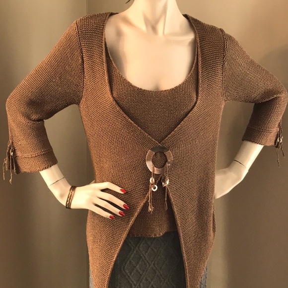 STUNNING YEAR ROUND LIGHT WEIGHT DETAIL KNIT SWEATER - Picture 1 of 6